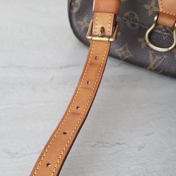 Authentic Pre-owned Louis Vuitton St Cloud GM - Picture 10 of 17